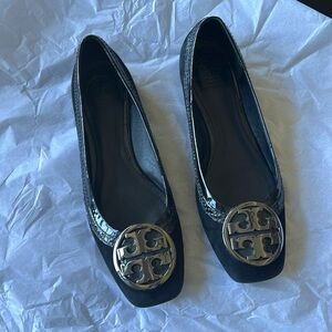 Lightly worn Black Tory Burch shoes